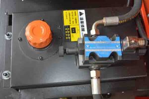 hydraulic driving system of GT4-12A bar straightening and cutting machine