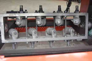 straightening unit of GT4-12A bar straightening and cutting machine
